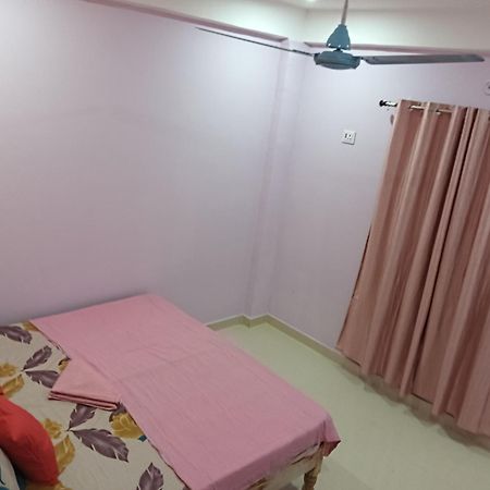 Kedar Guest House Ayodhya Ngoại thất bức ảnh