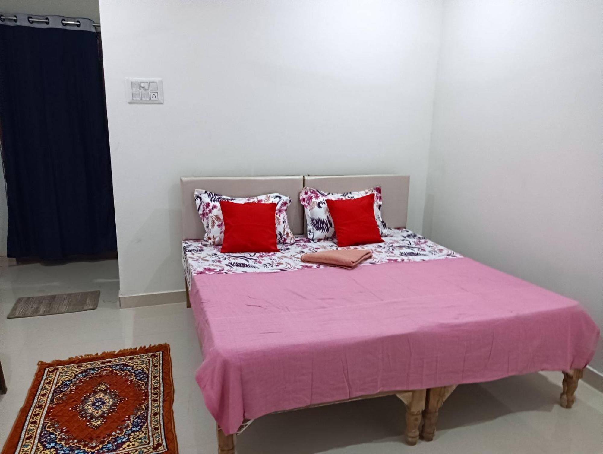 Kedar Guest House Ayodhya Ngoại thất bức ảnh