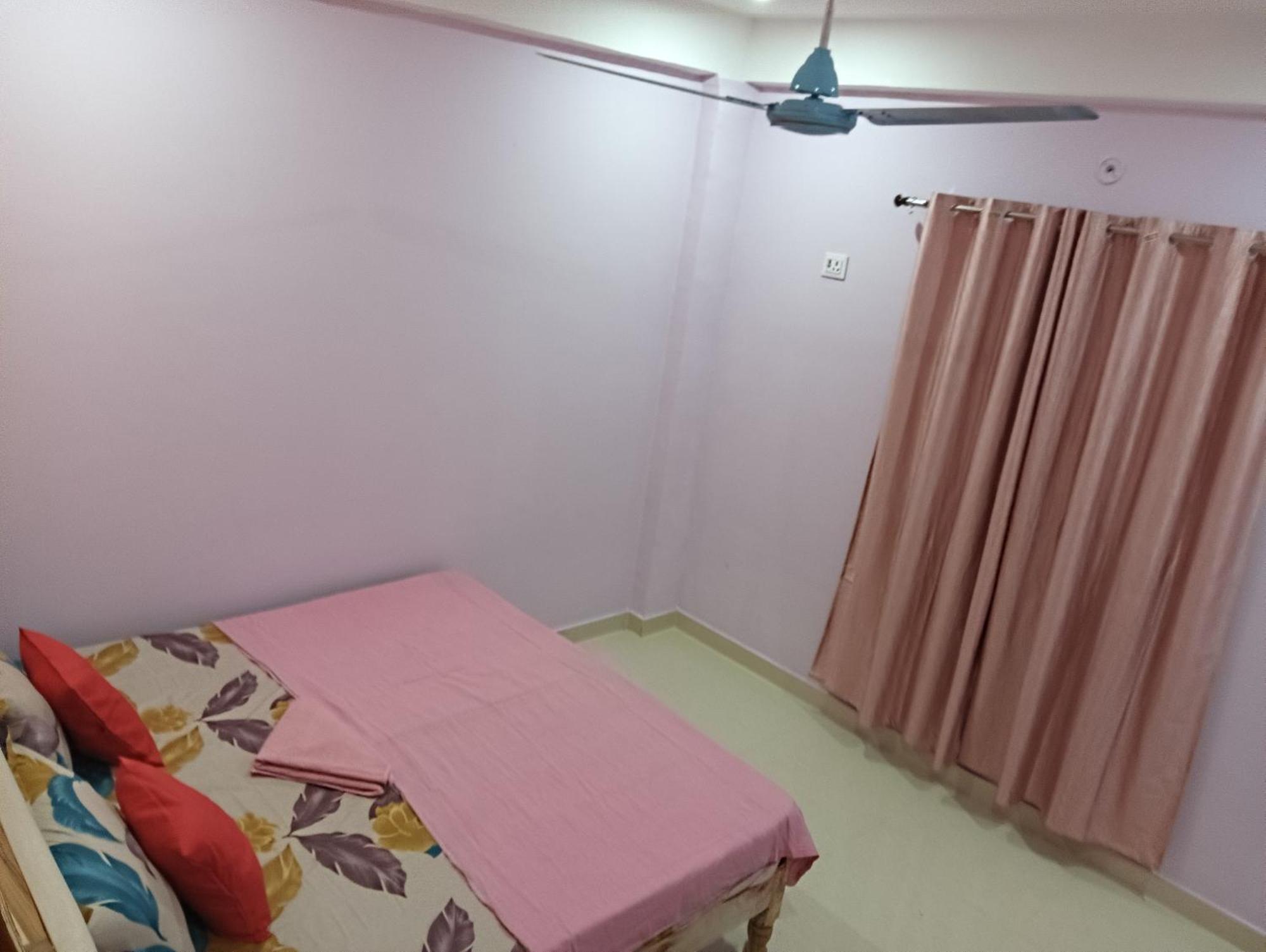 Kedar Guest House Ayodhya Ngoại thất bức ảnh