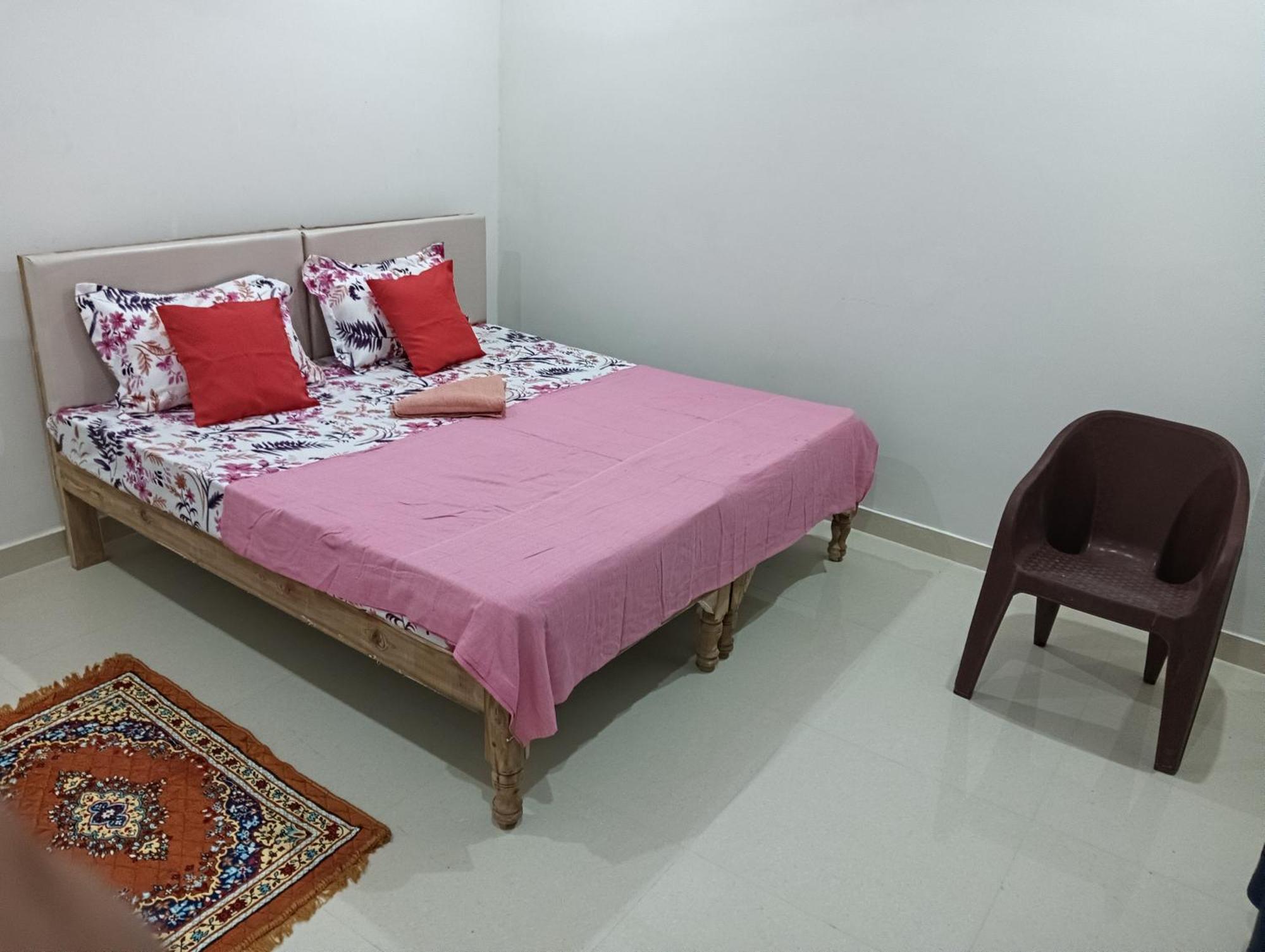 Kedar Guest House Ayodhya Ngoại thất bức ảnh
